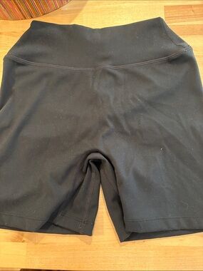 CSB mid rise invisible scrunch Black Bike Shorts for Women